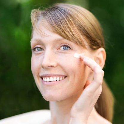 Woman Natural Skincare: Nature Zen Sensecare Duo Eternally Serum + Hydra Nature Moisturizer for Dry Skin